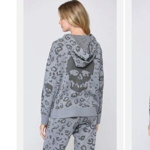 Fate gray skull cheetah print pullover hoodie